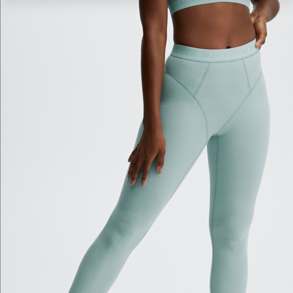 NWOT Fabletics leggings/long johns.